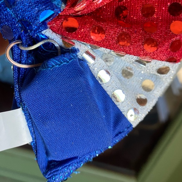 Spritz Sequin Light-Up Patriotic Bow Headband in Blue, Red & White - Picture 5 of 7